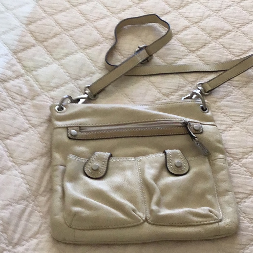 NWOT Giani Bernini crossbody.